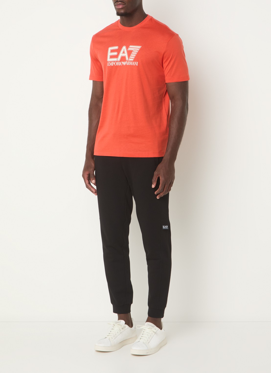 Armani T-shirt met logoprint - voorkant 4 oranjerood