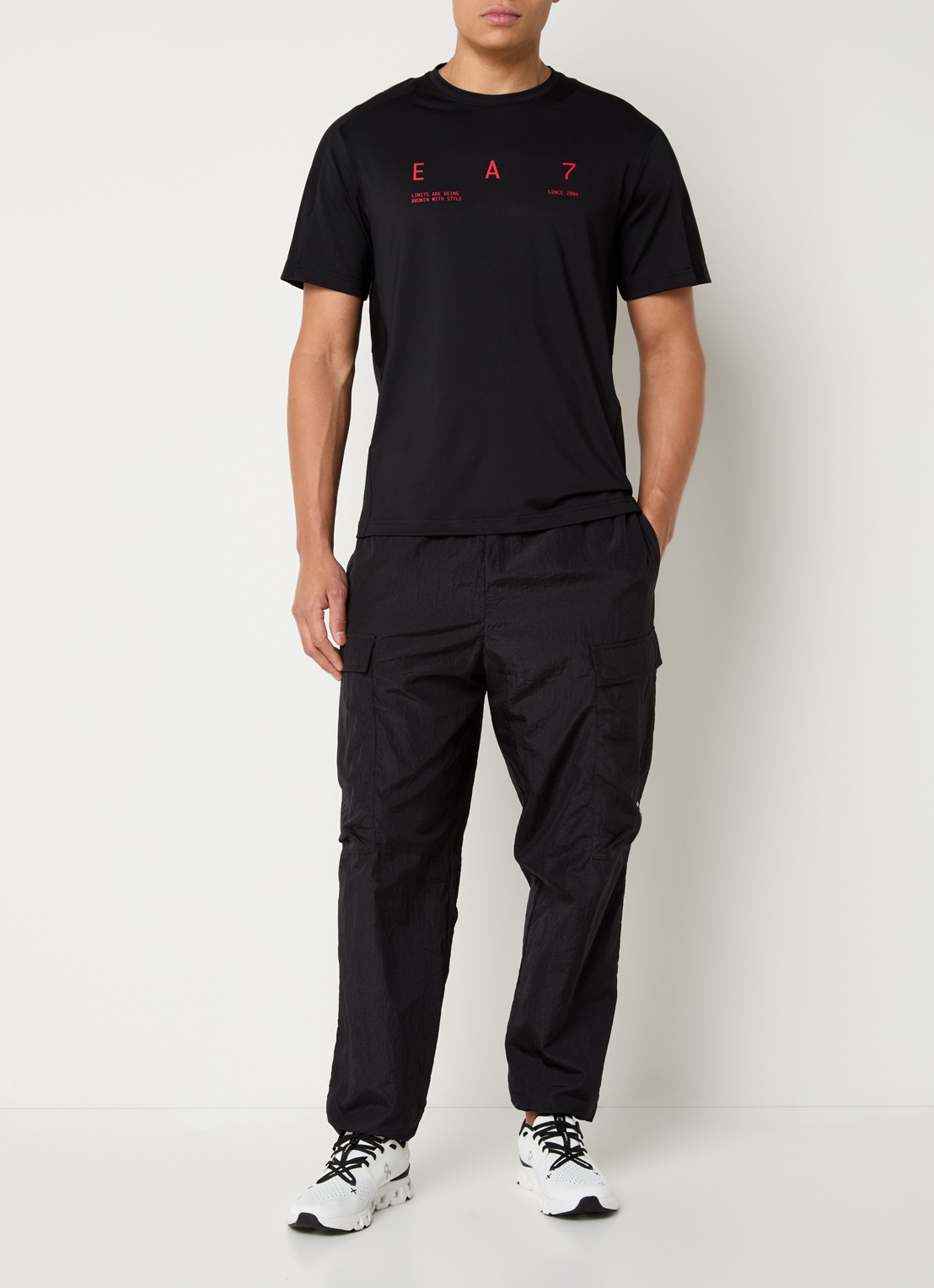 Armani T-shirt met logoprint - voorkant 4 zwart