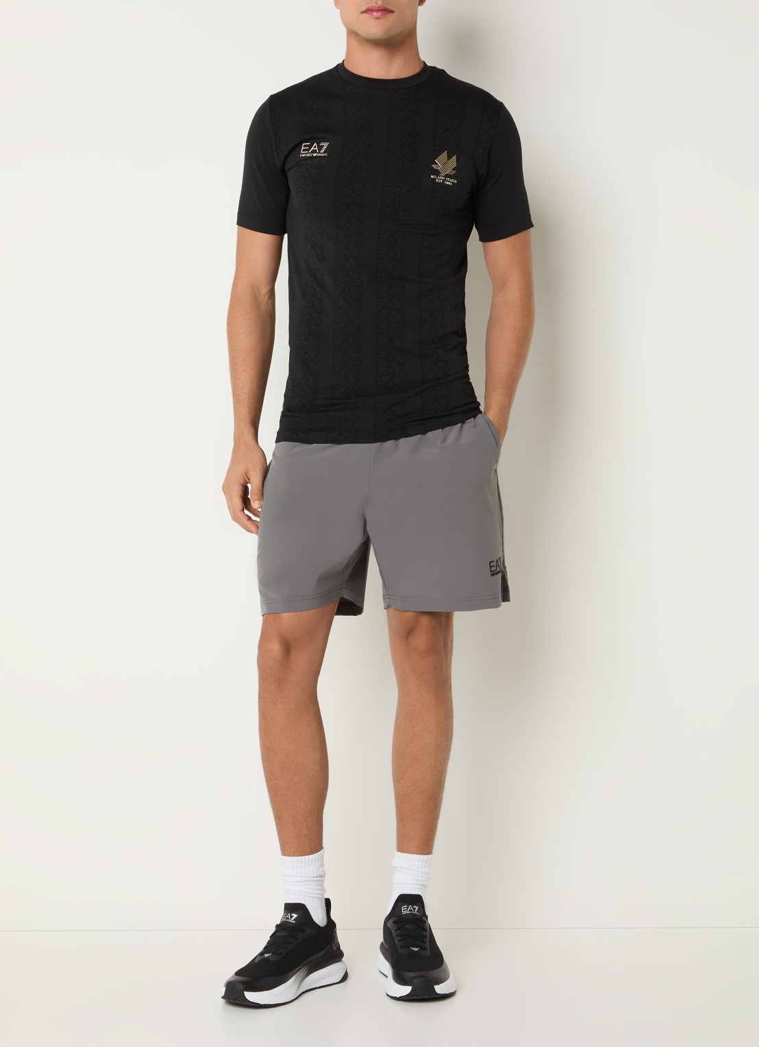 Armani T-shirt met logoprint - voorkant 4 zwart
