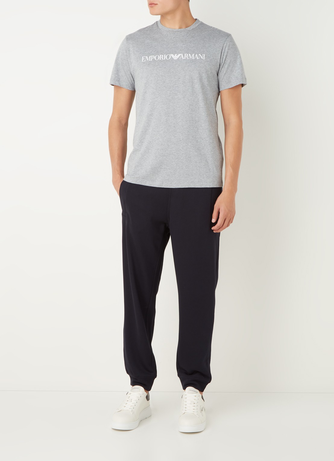 Armani T-shirt met logoprint - voorkant 3 grijs