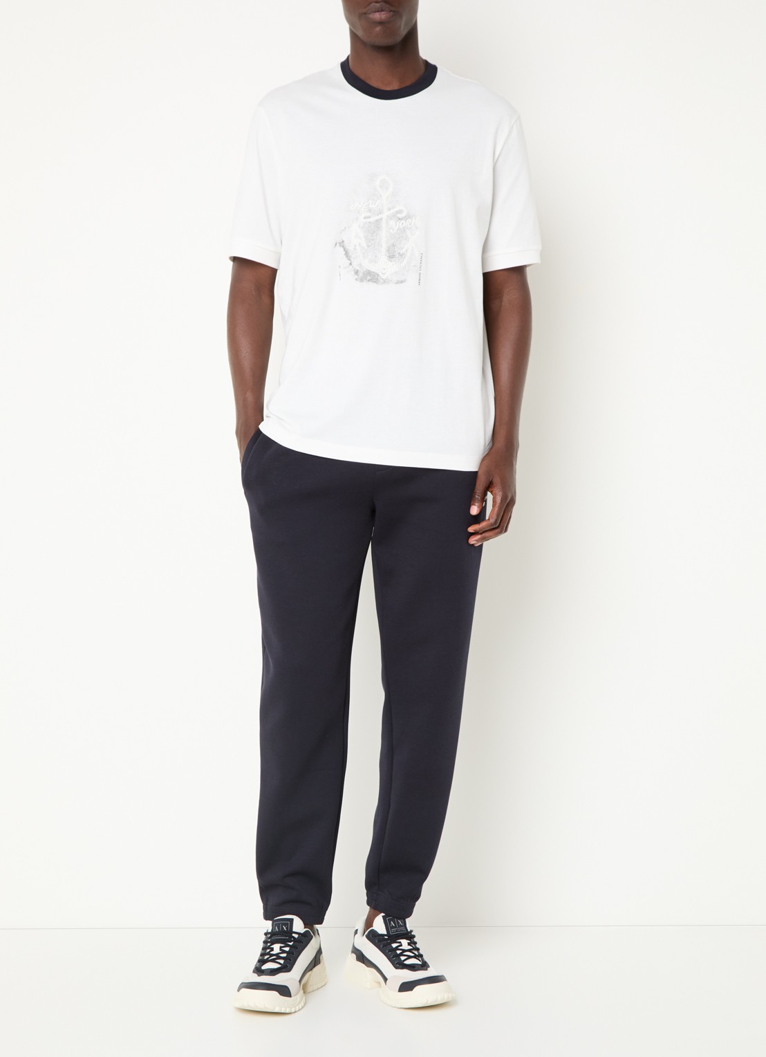 Armani T-shirt met print - voorkant 3 gebroken wit