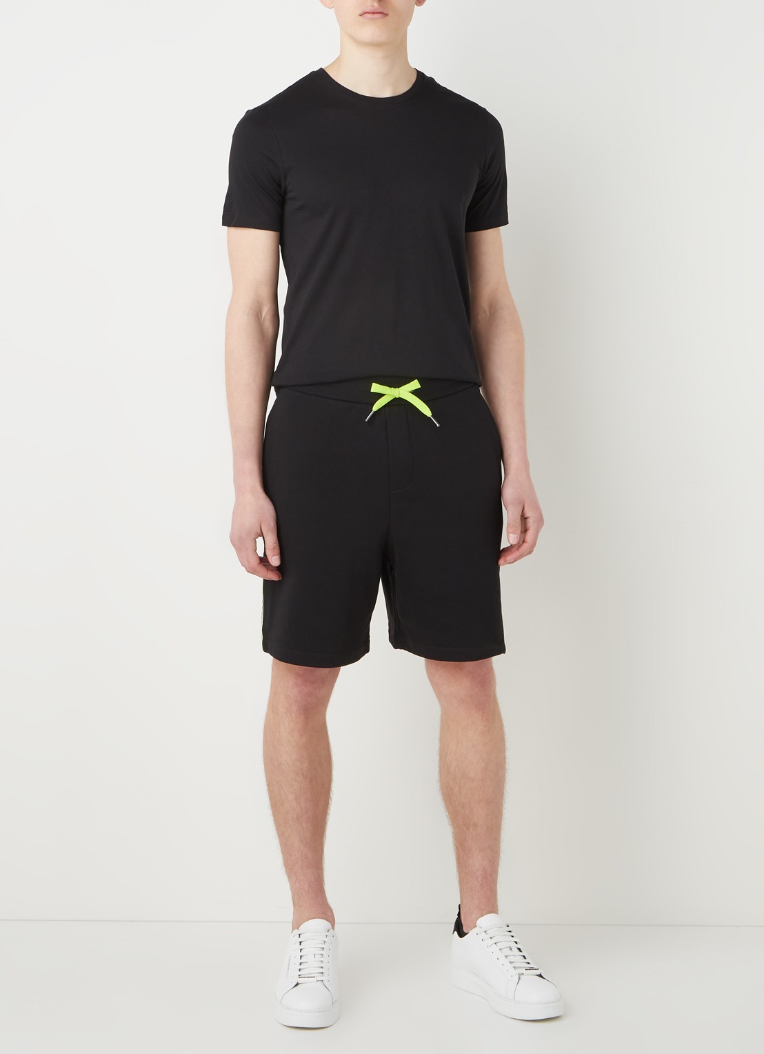 Armani T-shirt met ronde hals - voorkant 2 zwart