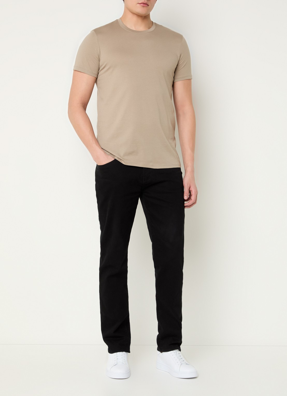 Armani T-shirt met ronde hals - voorkant 4 khaki