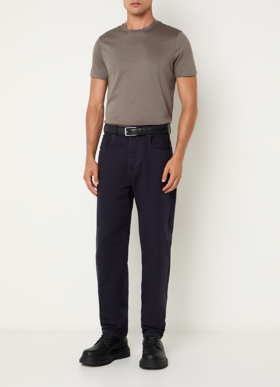 Armani T-shirt met ronde hals - voorkant 2 donkerbeige