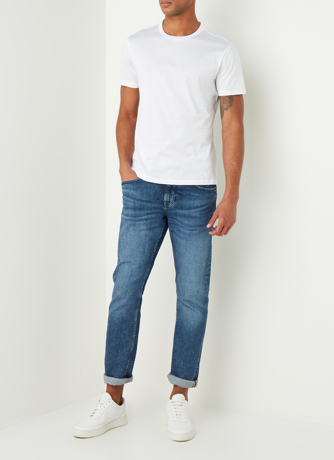 Armani T-shirt met ronde hals - voorkant 4 wit
