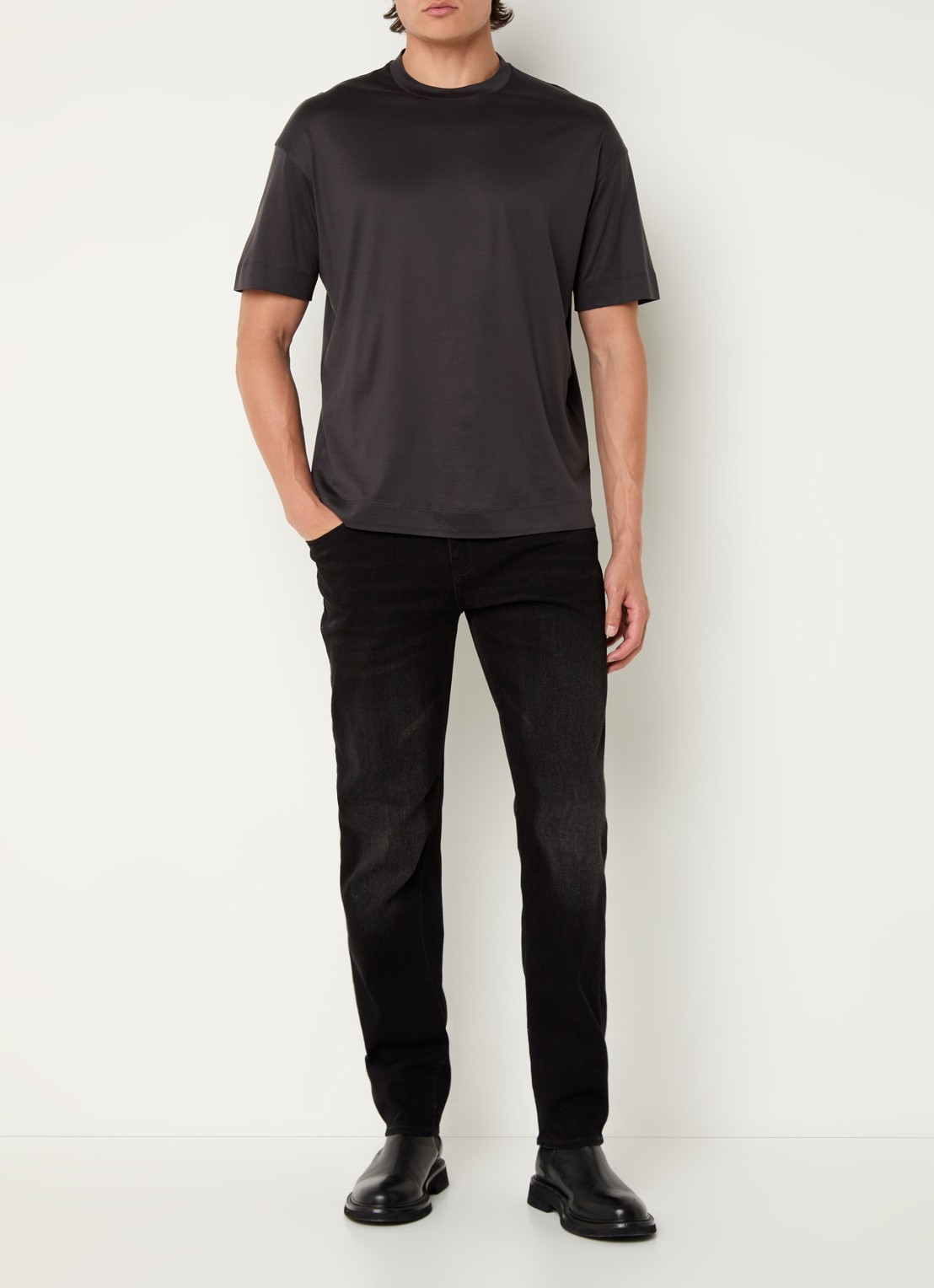 Armani T-shirt met ronde hals  - voorkant 4 antraciet