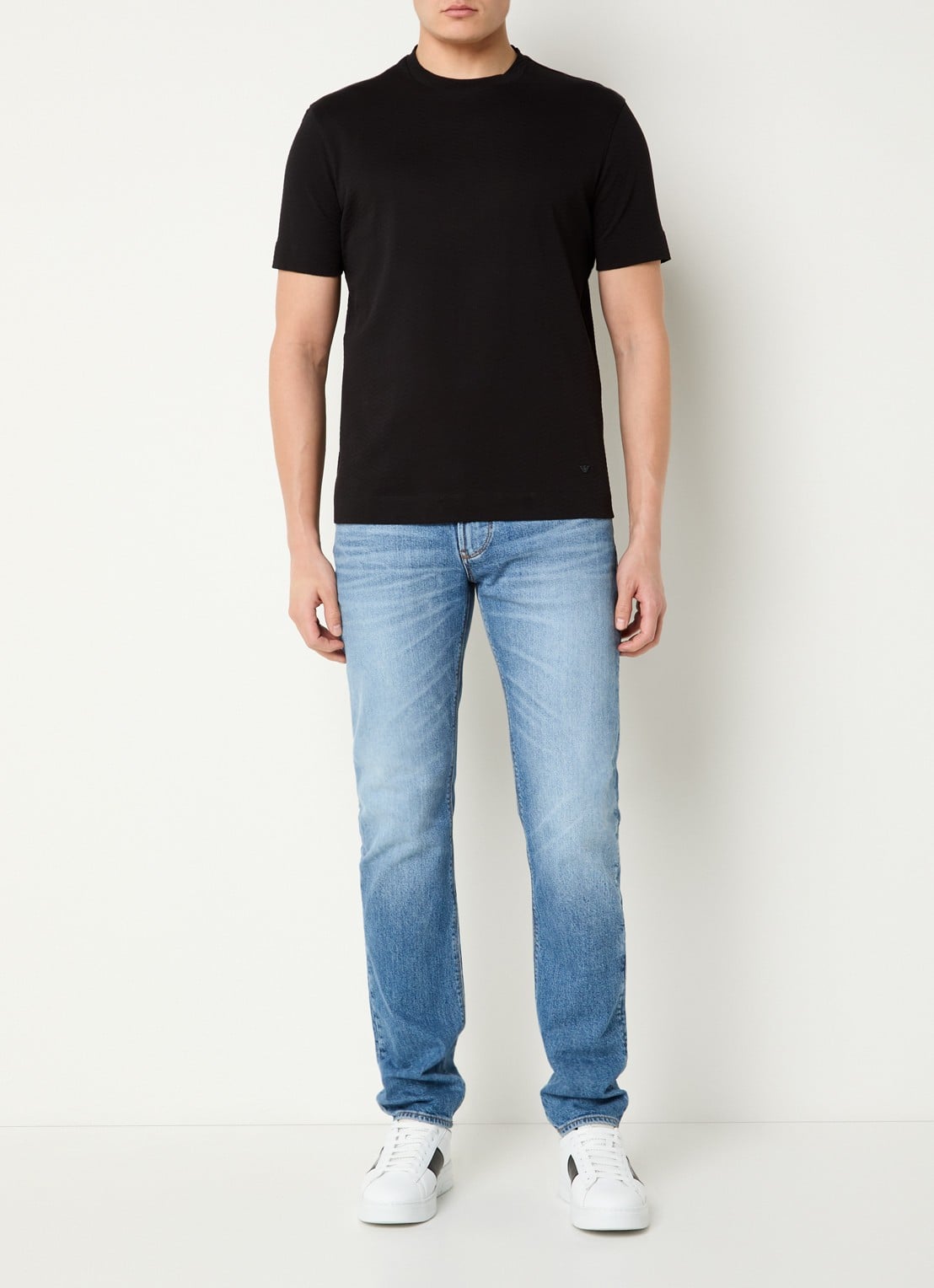Armani T-shirt met structuur - voorkant 2 zwart