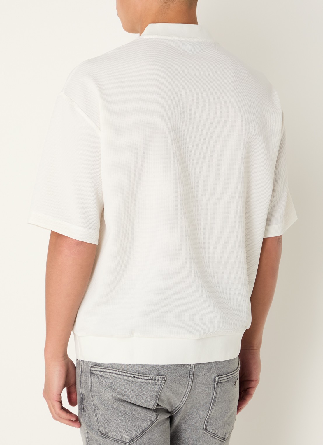 Armani T-shirt met structuur - achterkant 4 gebroken wit