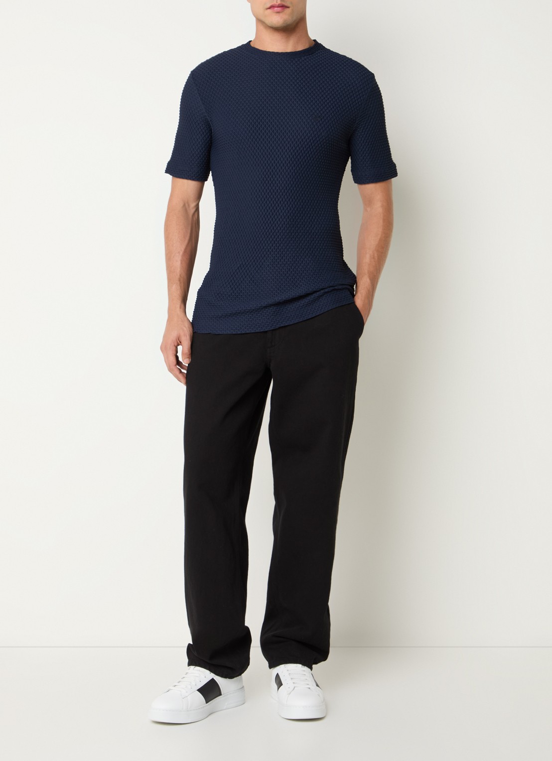 Armani T-shirt met structuur - voorkant 2 donkerblauw