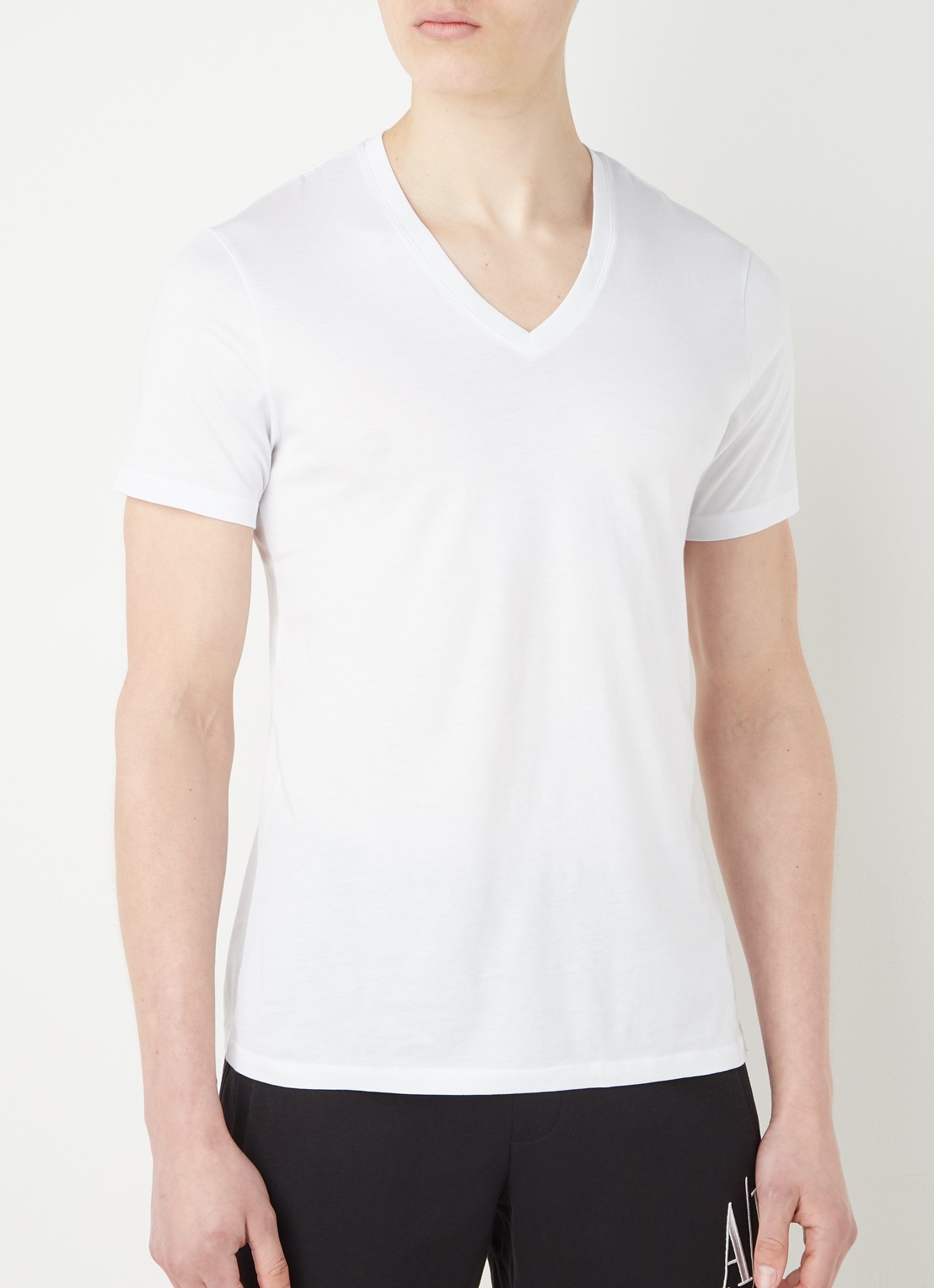 Armani T-shirt met V-hals - detail 2 wit