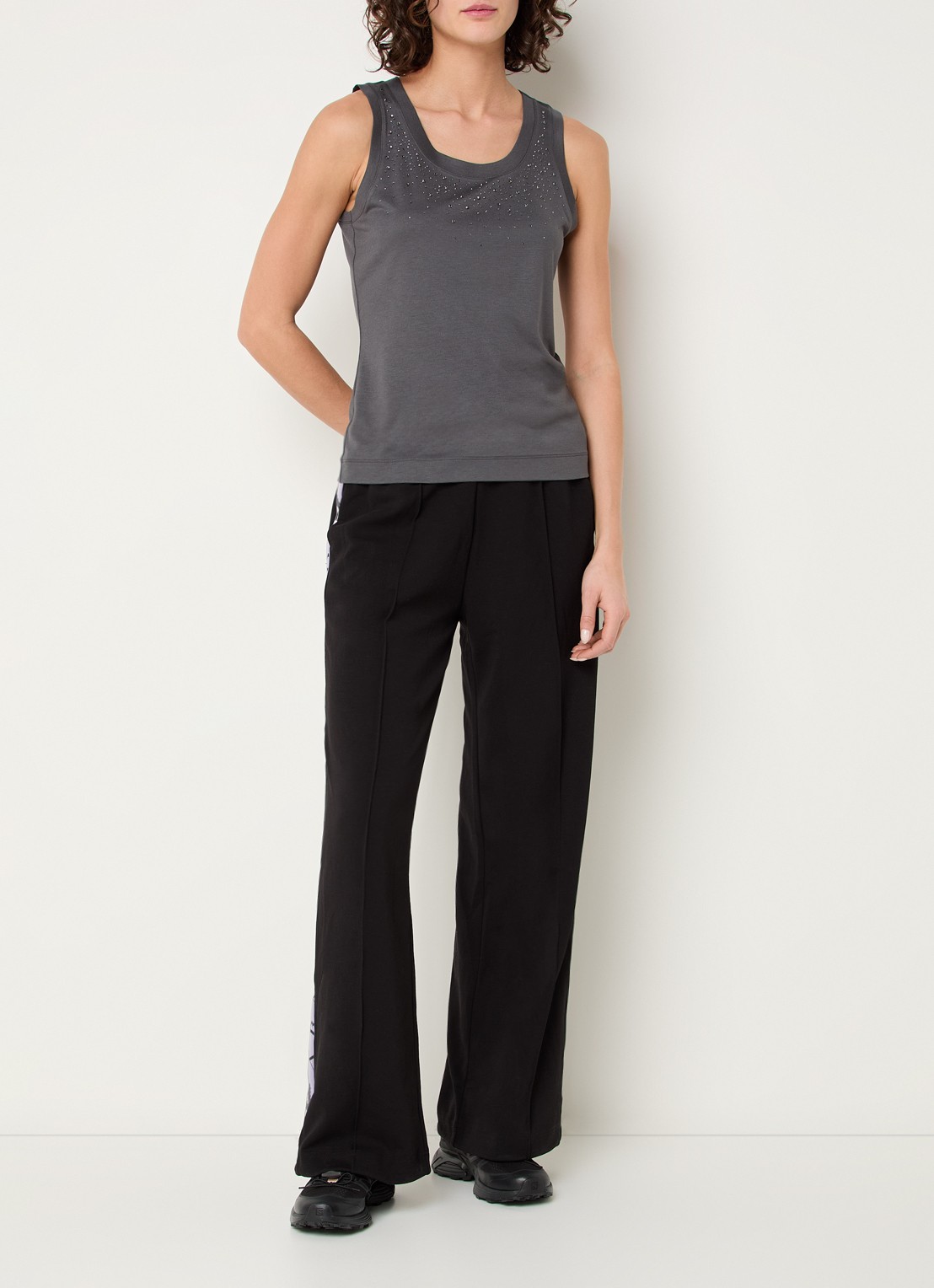 Armani Tanktop met strass  - voorkant 4 donkergrijs