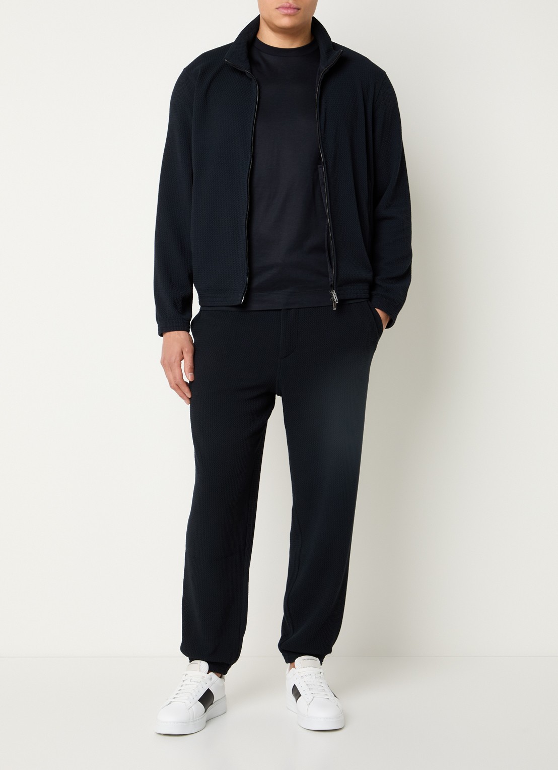 Armani Tapered fit broek met steekzakken en structuur - voorkant 4 donkerblauw