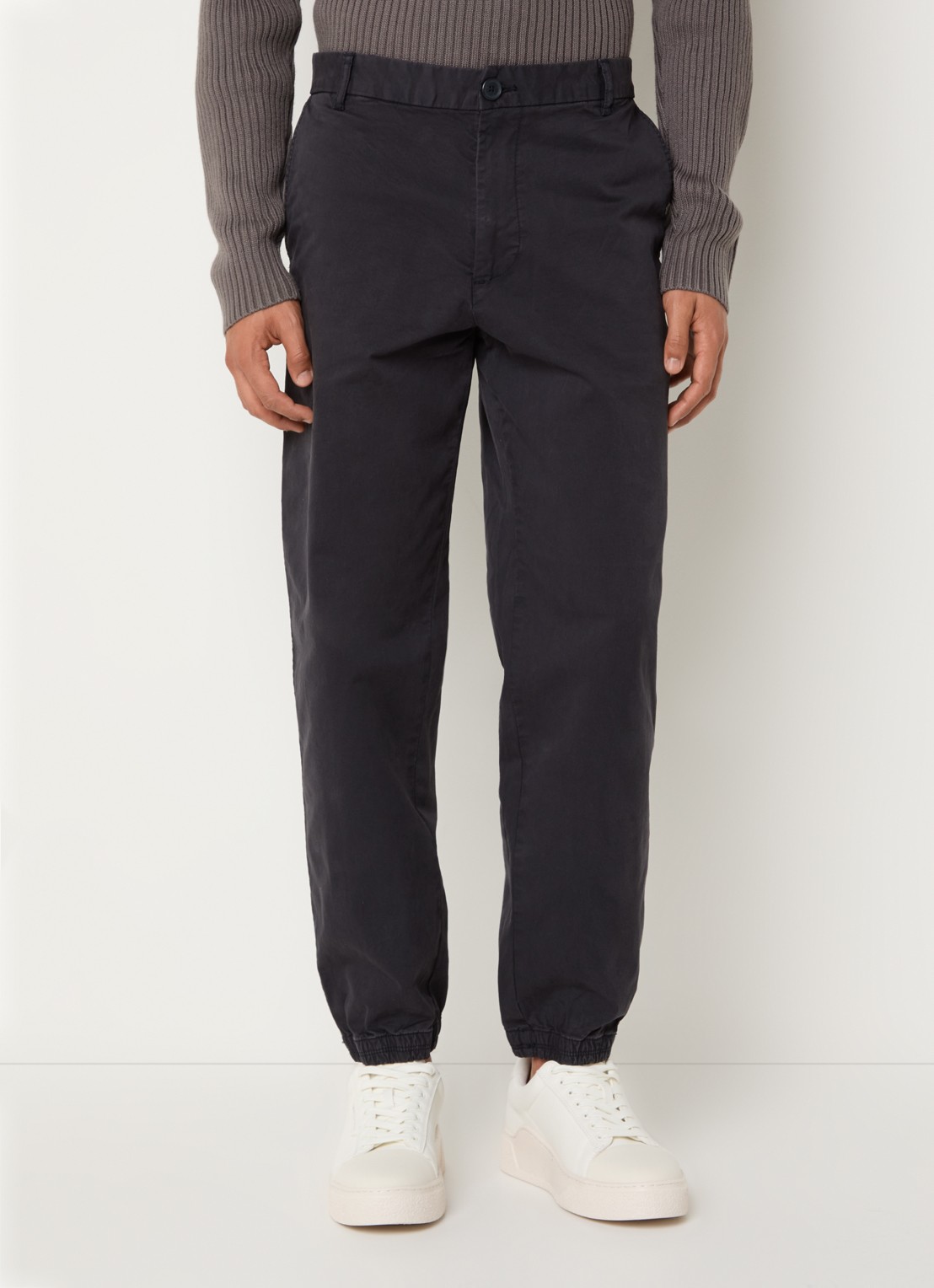 Armani Tapered fit broek met steekzakken - detail 3 donkerblauw