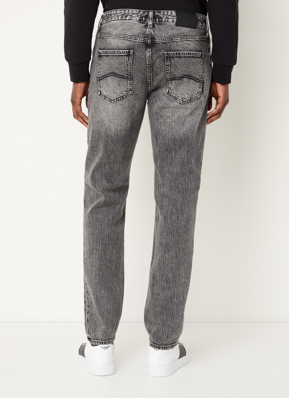 Armani Tapered fit jeans met steekzakken - achterkant grijs