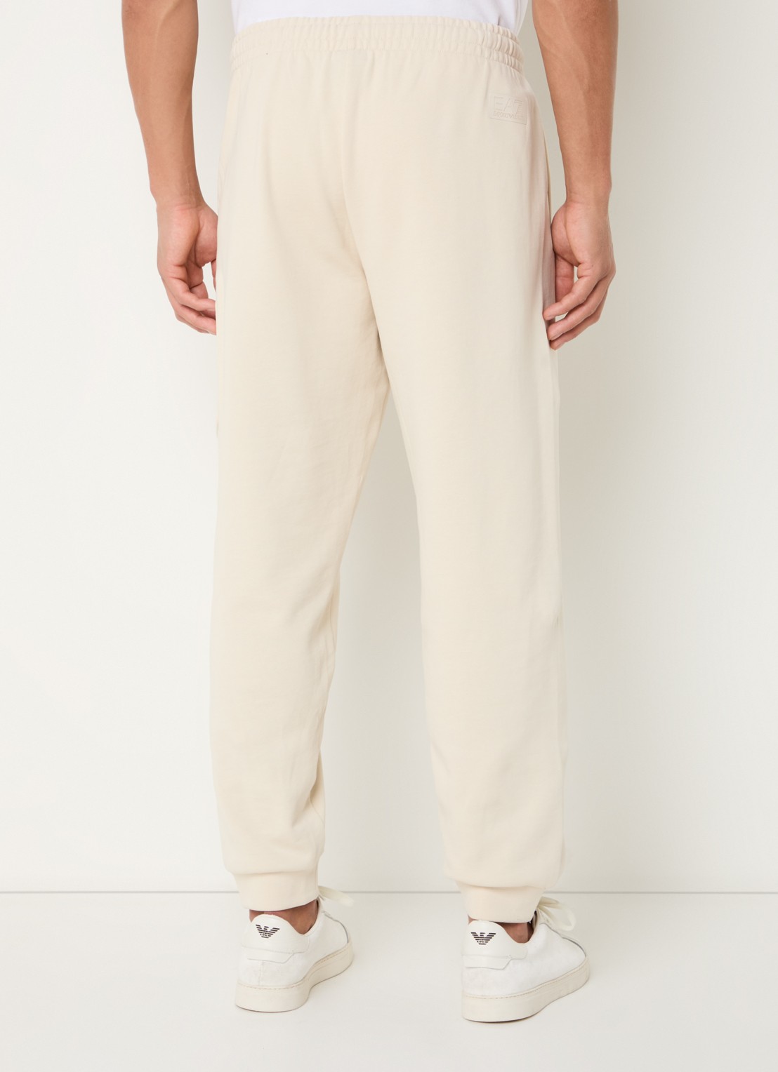 Armani Tapered fit joggingbroek met 3D logoprint - achterkant 3 beige