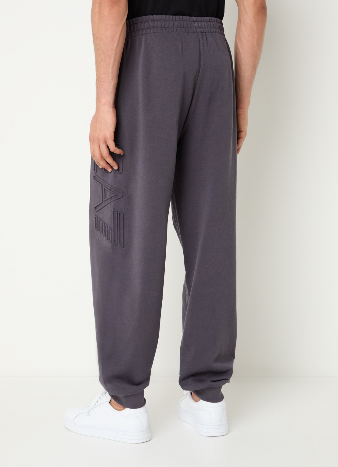 Armani Tapered fit joggingbroek met 3D logoprint - achterkant taupe
