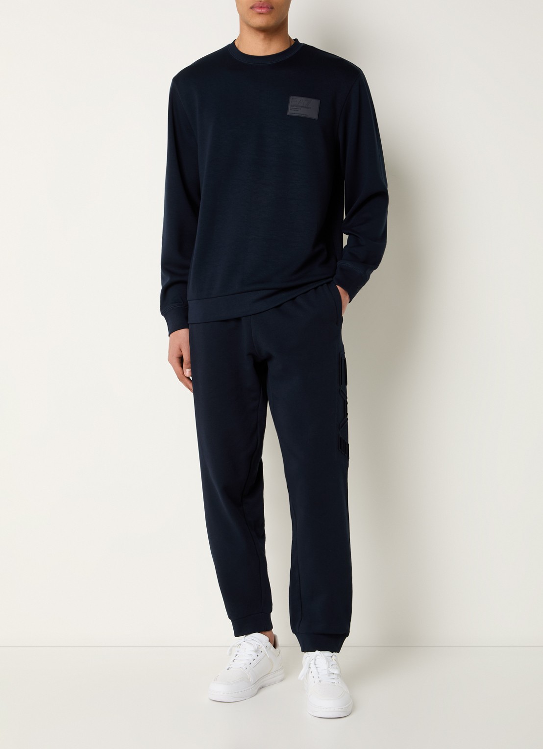 Armani Tapered fit joggingbroek met 3D logoprint - voorkant 2 donkerblauw