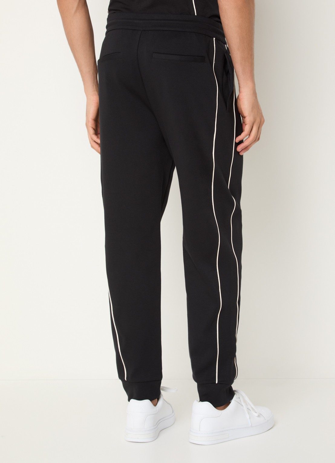 Armani Tapered fit joggingbroek met logo en steekzakken - achterkant 3 black-uc001