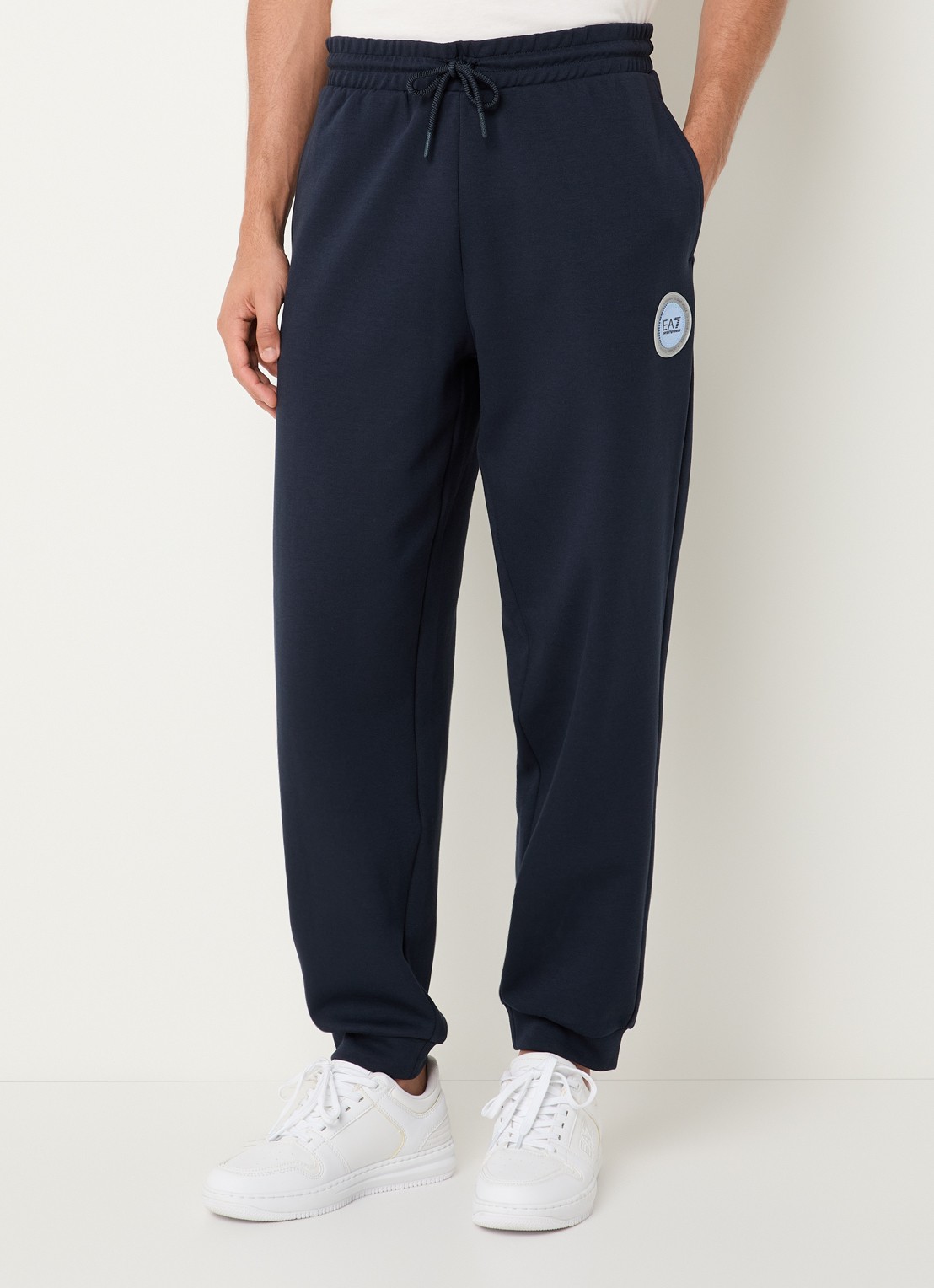 Armani Tapered fit joggingbroek met logo en steekzakken - detail 4 donkerblauw