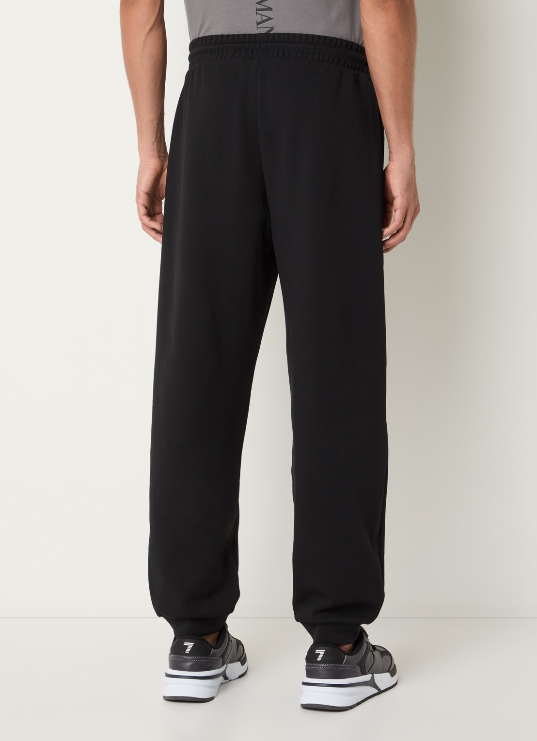 Armani Tapered fit joggingbroek met logo en steekzakken - achterkant 5 zwart
