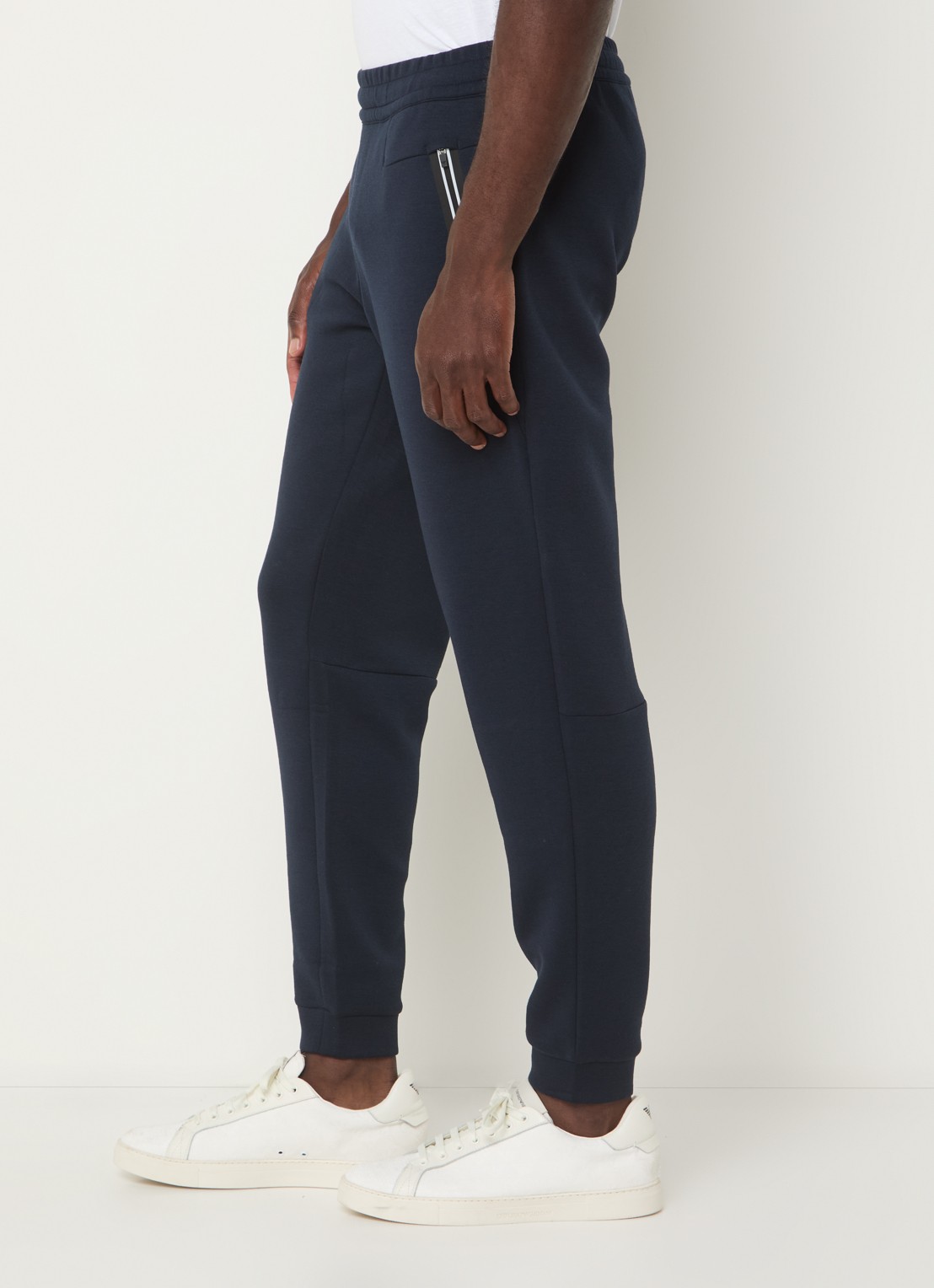 Armani Tapered fit joggingbroek met logo - detail 5 indigo