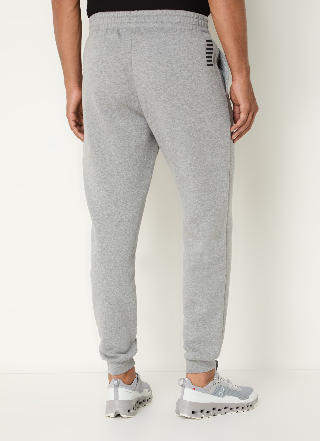 Armani Tapered fit joggingbroek met steekzakken en logo - achterkant grijsmele