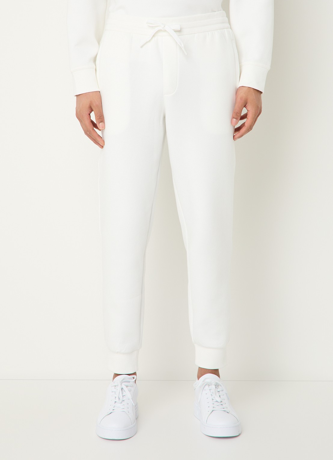 Armani Tapered fit joggingbroek met steekzakken - detail 3 gebroken wit