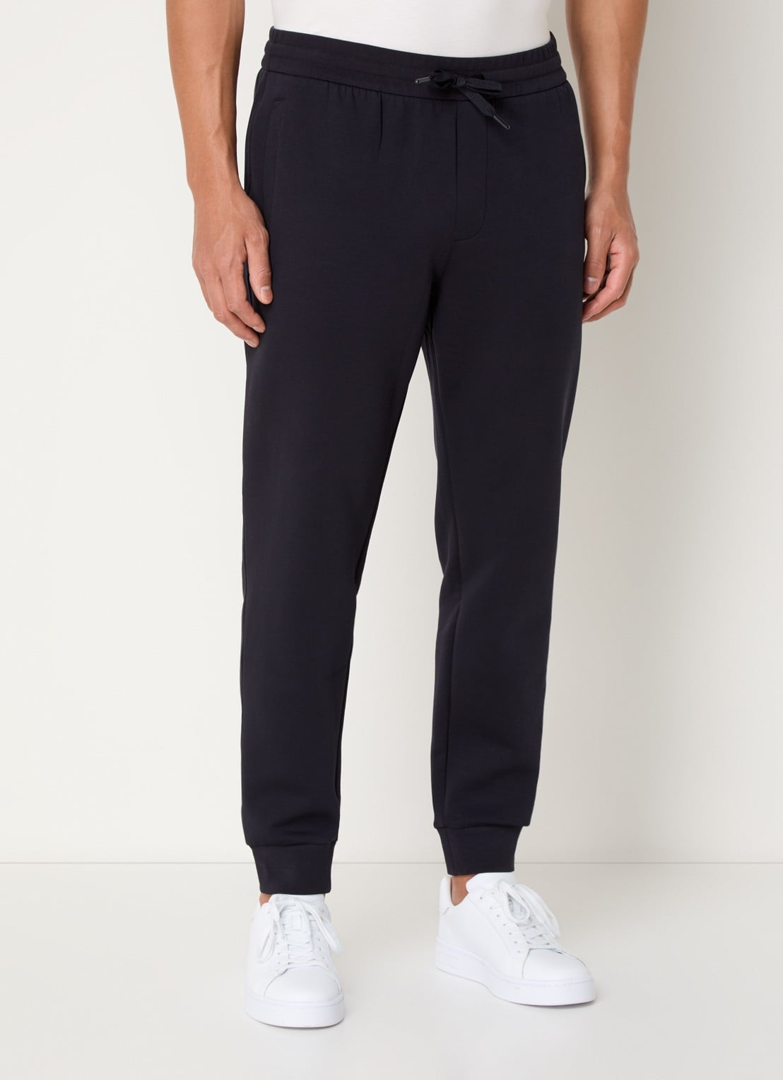 Armani Tapered fit joggingbroek met steekzakken - detail donkerblauw