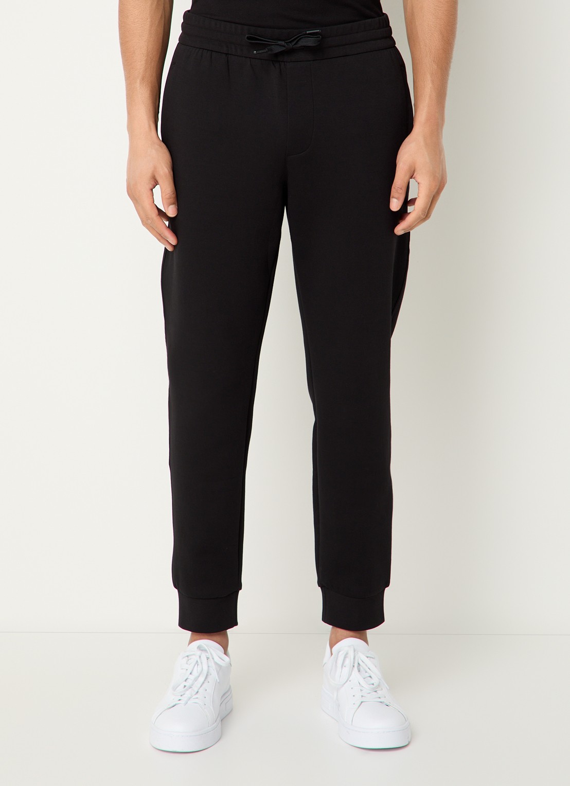 Armani Tapered fit joggingbroek met steekzakken - detail 4 zwart