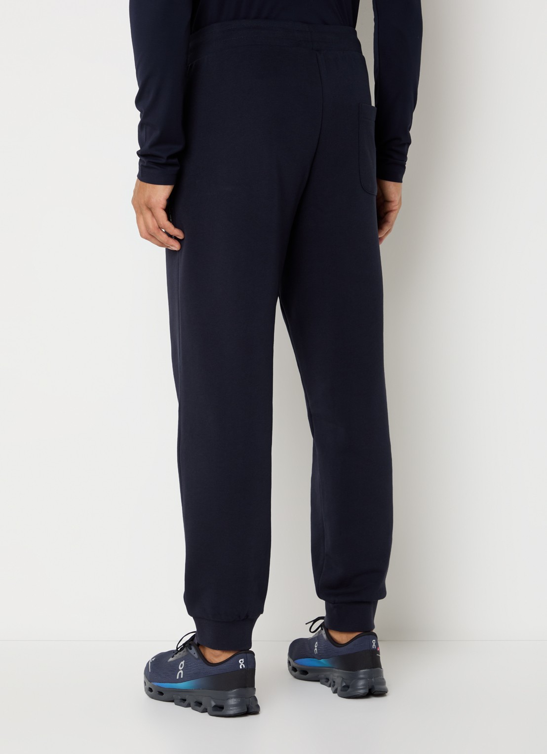 Armani Tapered fit joggingbroek met steekzakken - achterkant 5 donkerblauw