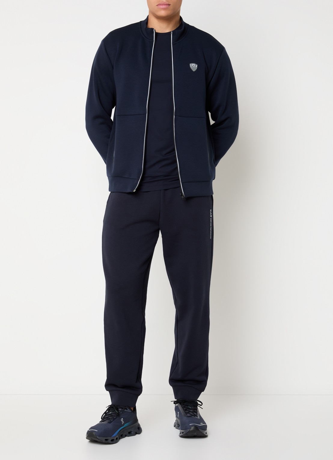 Armani Tapered fit joggingbroek met steekzakken - voorkant 2 donkerblauw