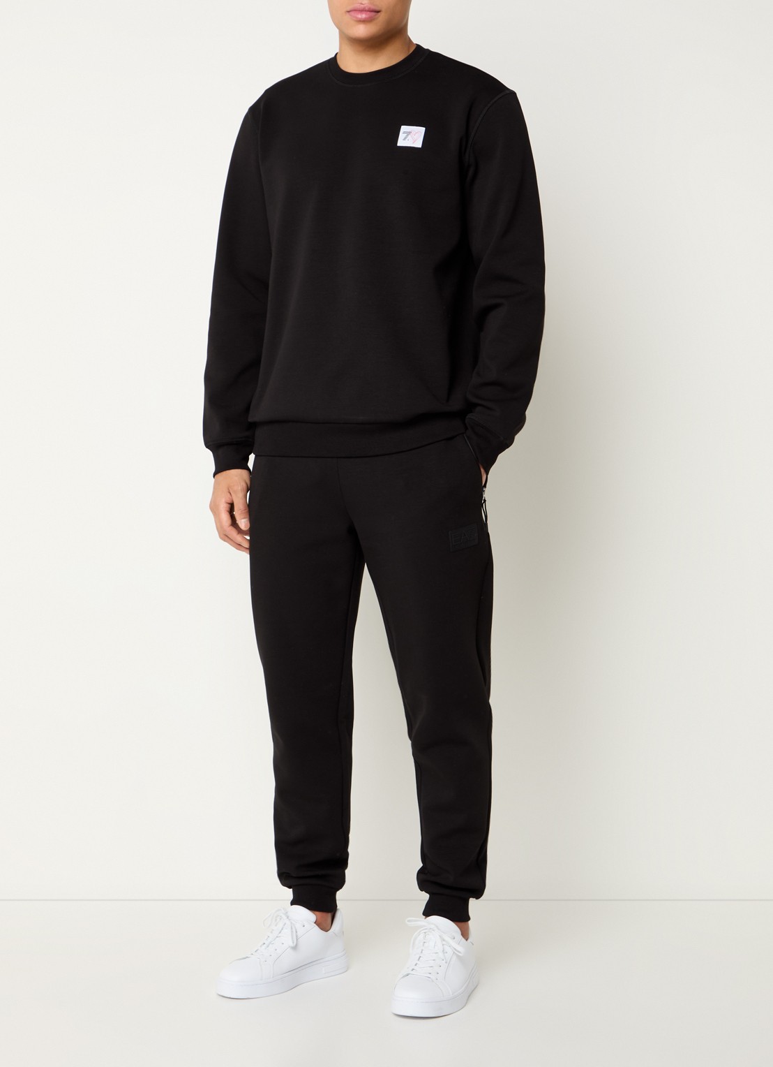 Armani Tapered fit joggingbroek met steekzakken - voorkant 4 zwart