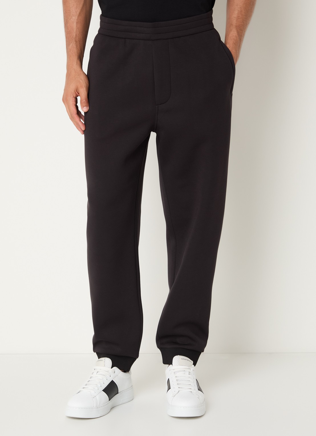 Armani Tapered fit joggingbroek - detail 2 zwart