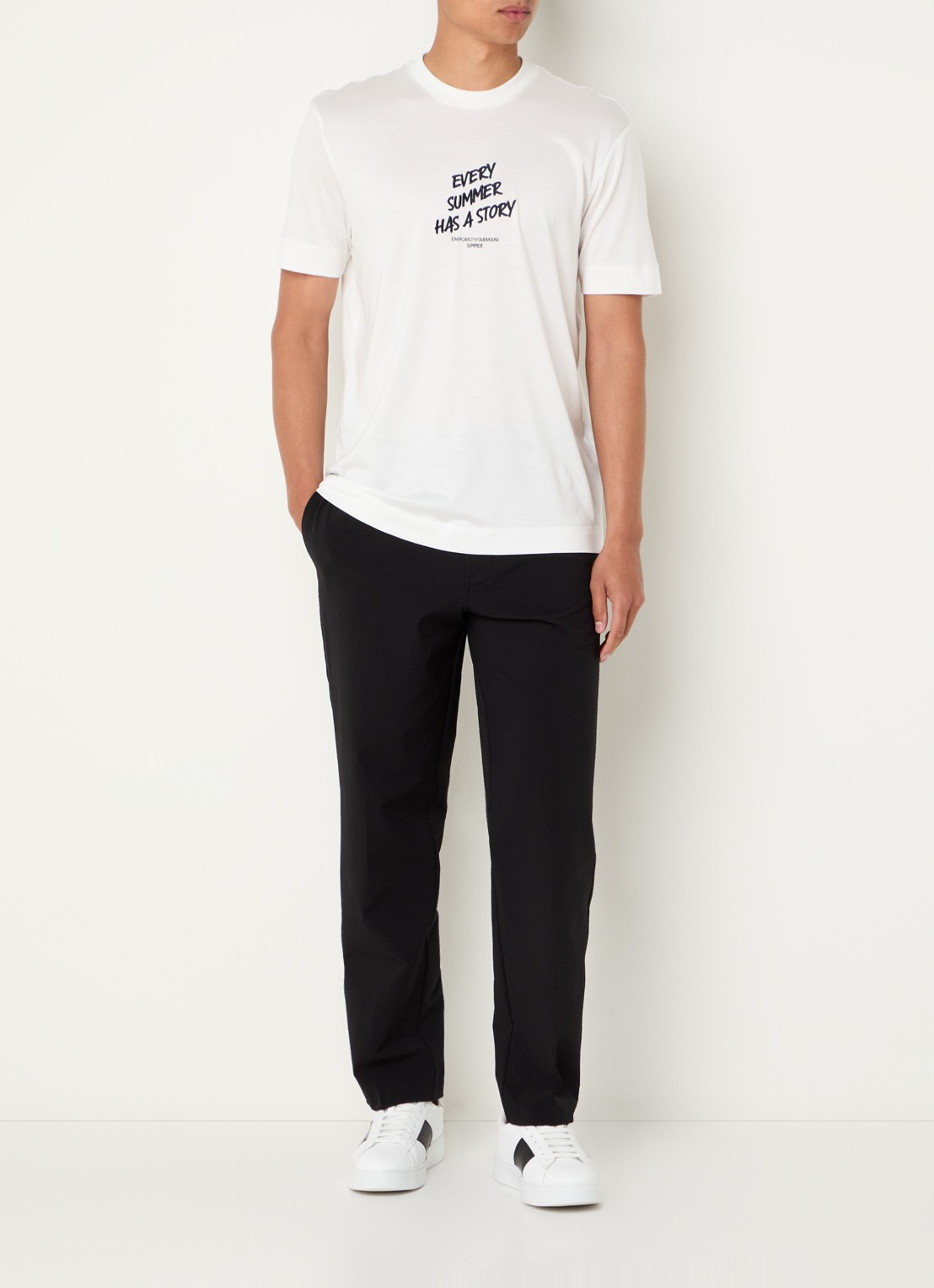 Armani Tapered fit pantalon van crêpe met steekzakken - voorkant 3 zwart