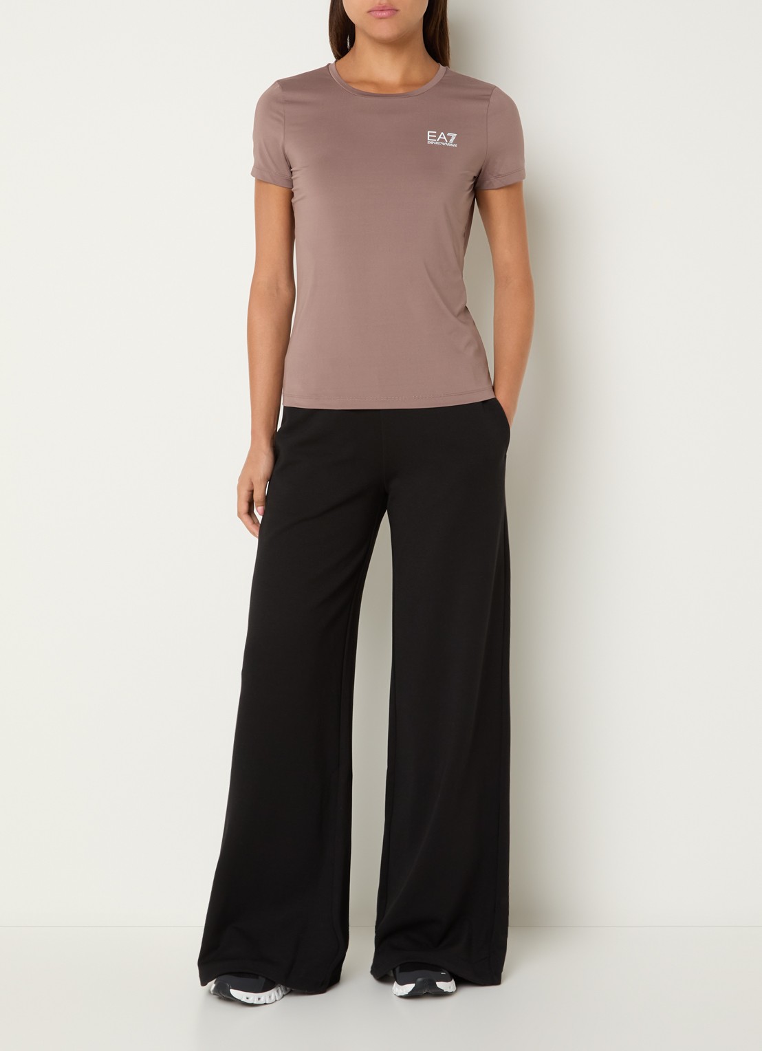 Armani Trainings T-shirt met logo en stretch - voorkant 2 taupe