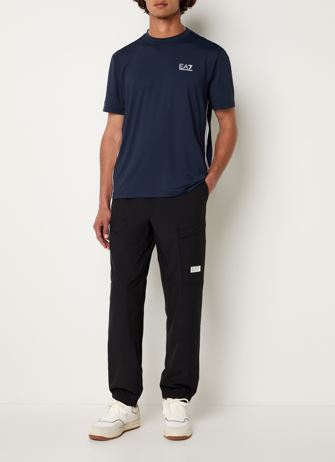 Armani Trainings T-shirt met logo - voorkant 3 donkerblauw