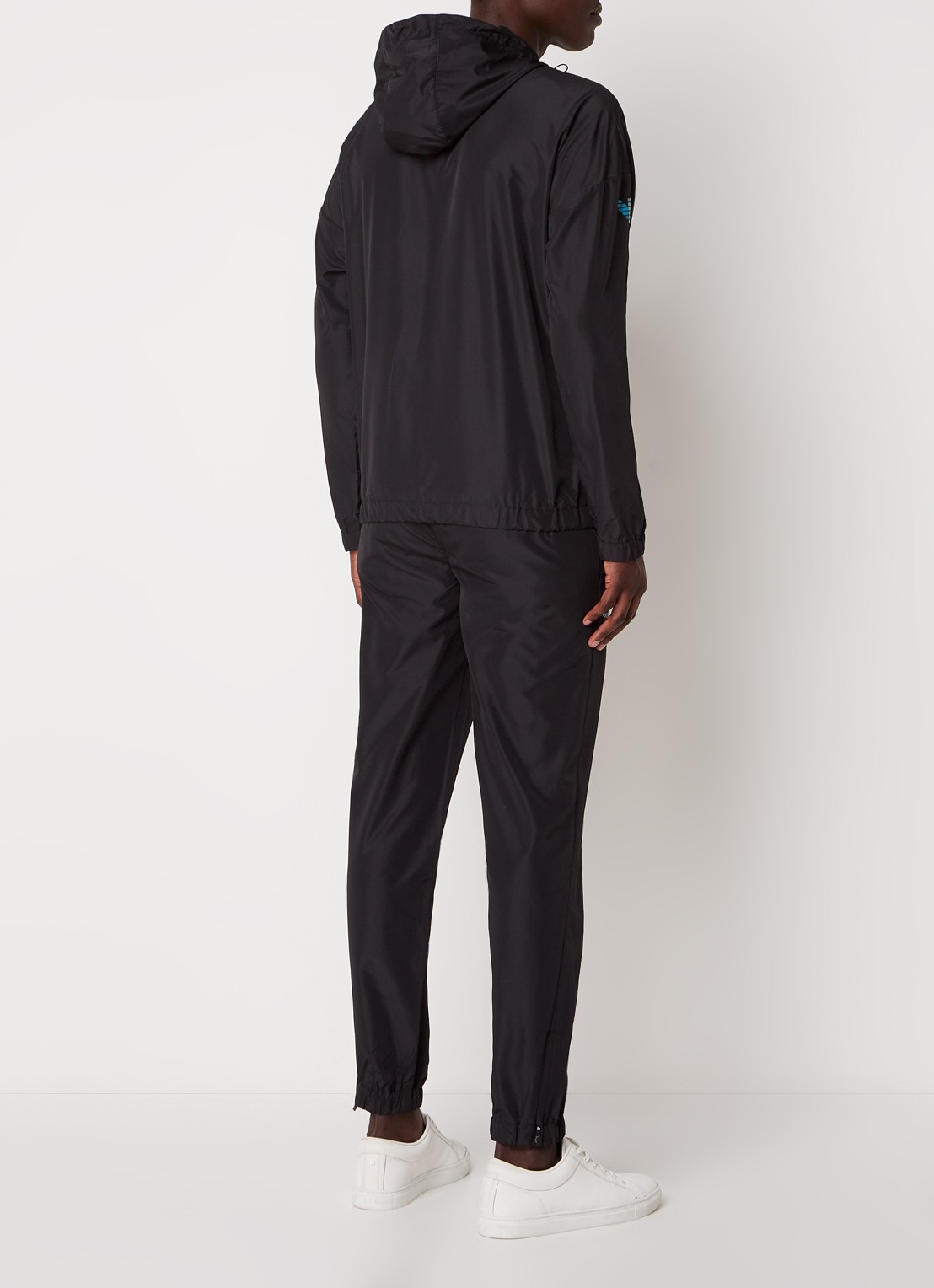 Armani Trainingspak met capuchon en ritszakken - achterkant zwart