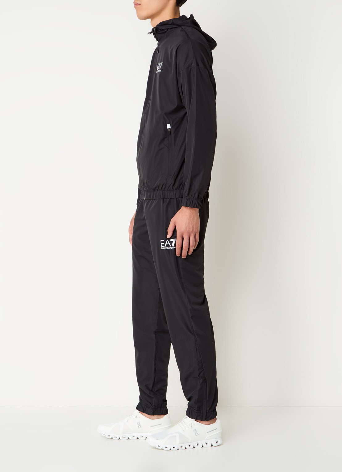 Armani Trainingspak met capuchon en ritszakken - voorkant 5 diepzwart