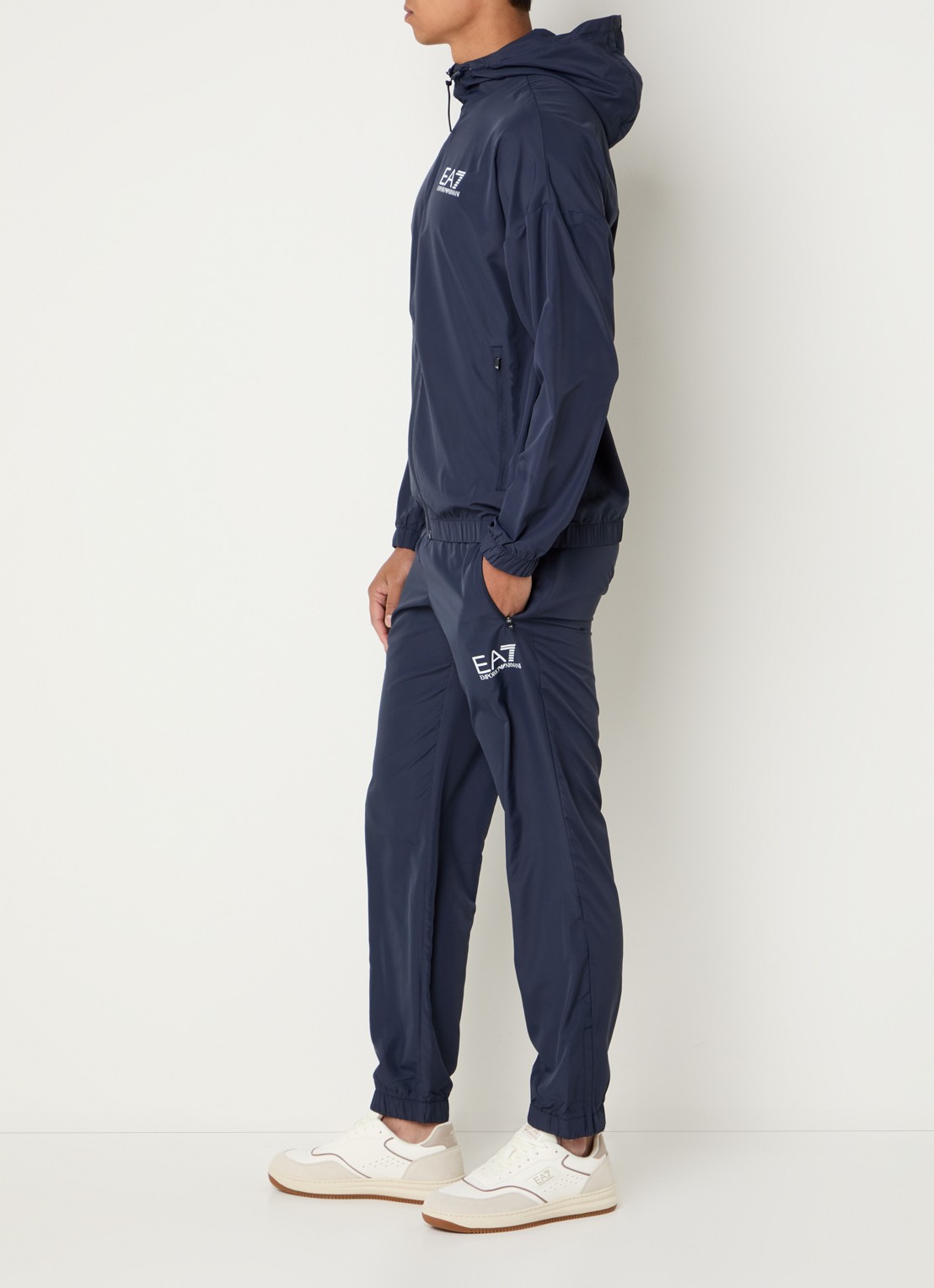 Armani Trainingspak met capuchon en ritszakken - voorkant 3 donkerblauw