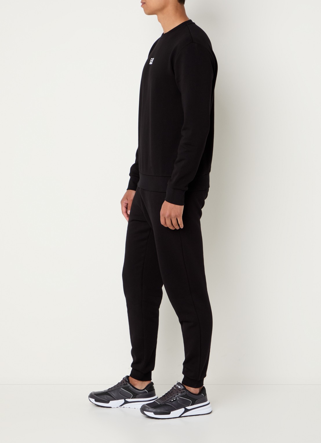 Armani Trainingspak met logo en steekzakken - voorkant 3 zwart