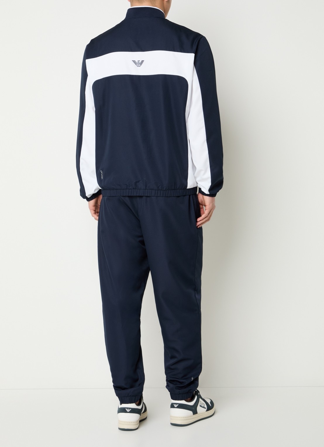 Armani Trainingspak met logo en steekzakken - achterkant donkerblauw