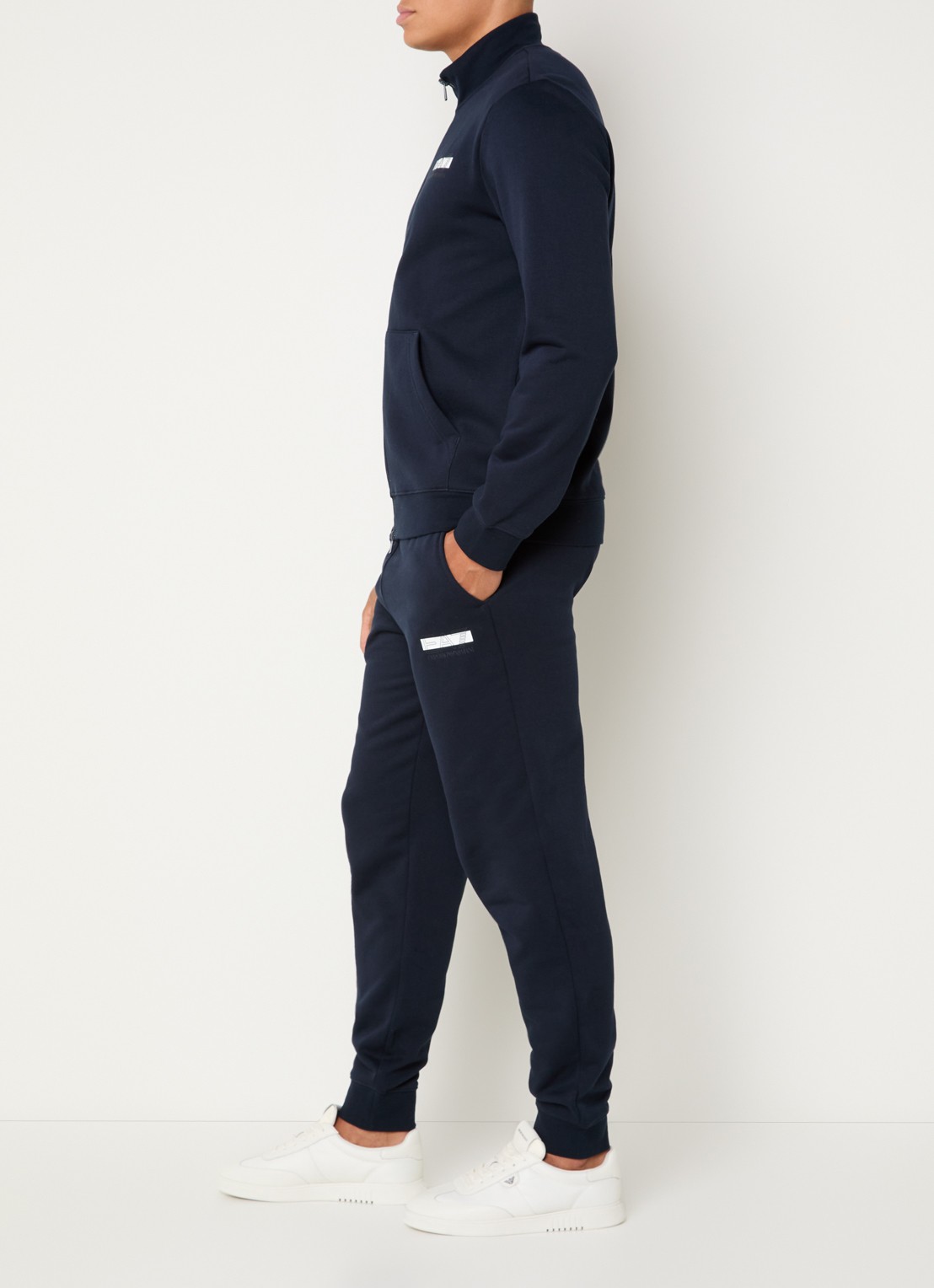 Armani Trainingspak met logo en steekzakken - voorkant 3 donkerblauw
