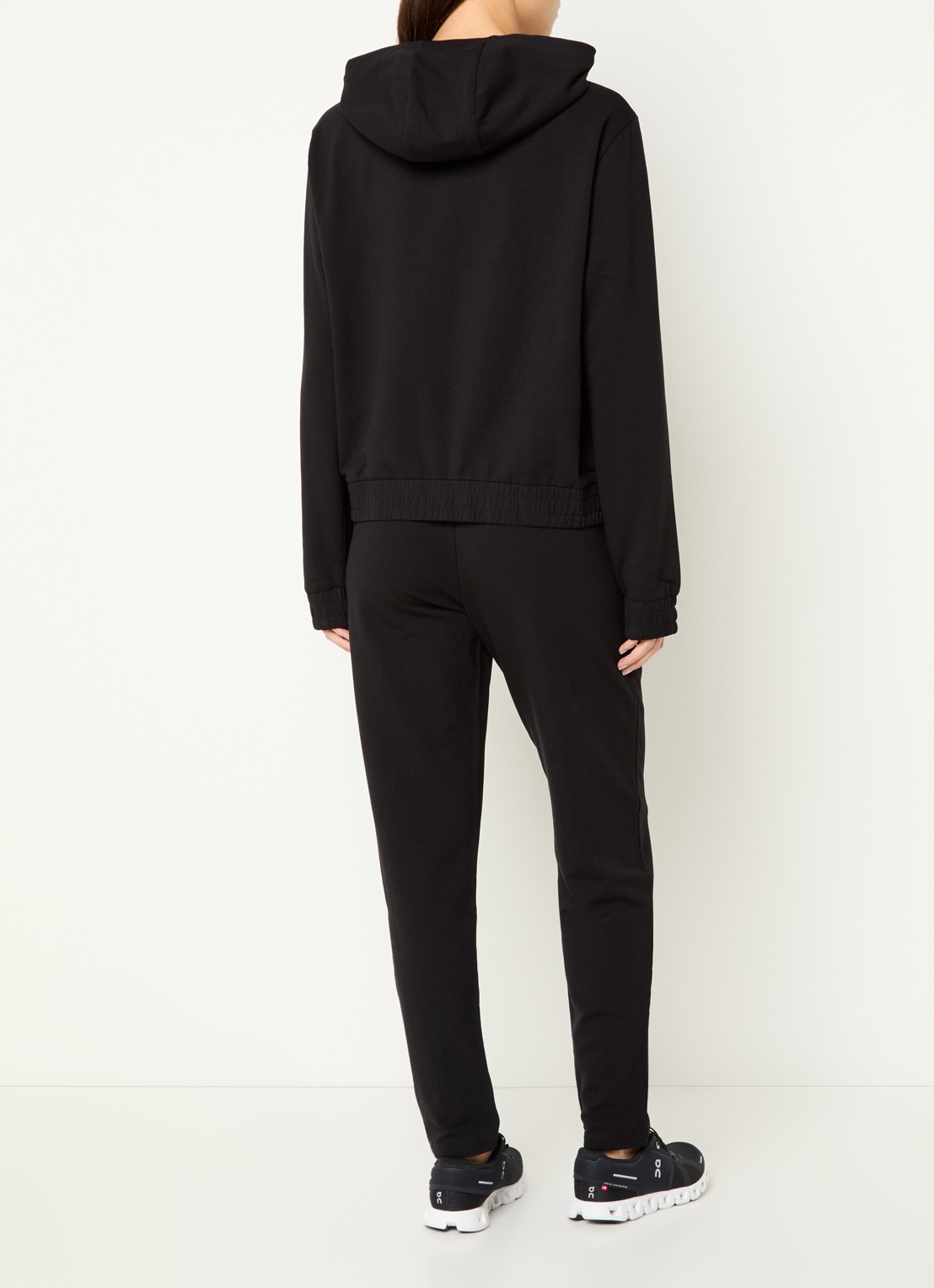 Armani Trainingspak met logo en strass - achterkant 5 zwart