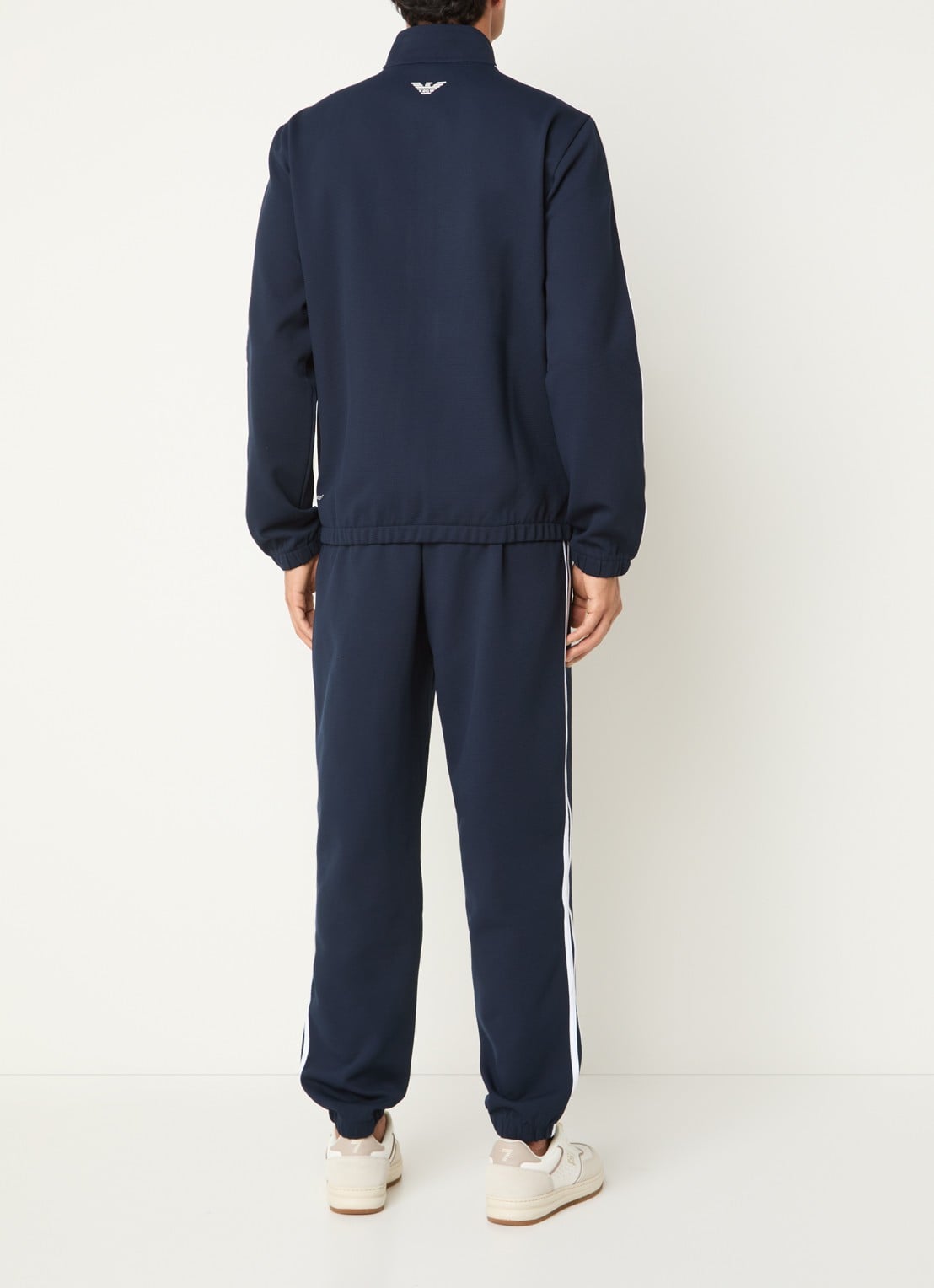 Armani Trainingspak met logo - achterkant 2 donkerblauw