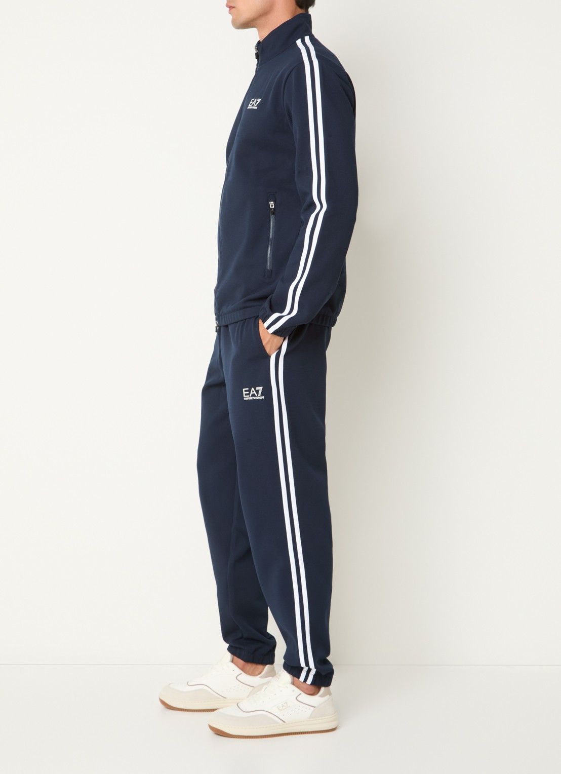 Armani Trainingspak met logo - voorkant 4 donkerblauw