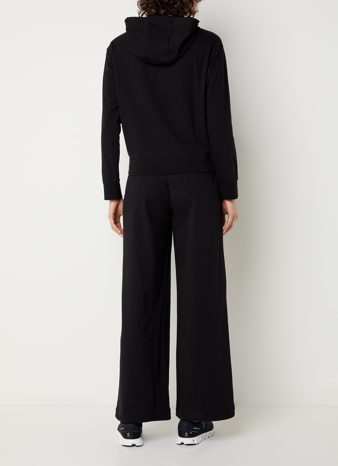 Armani Trainingspak met logo - achterkant zwart