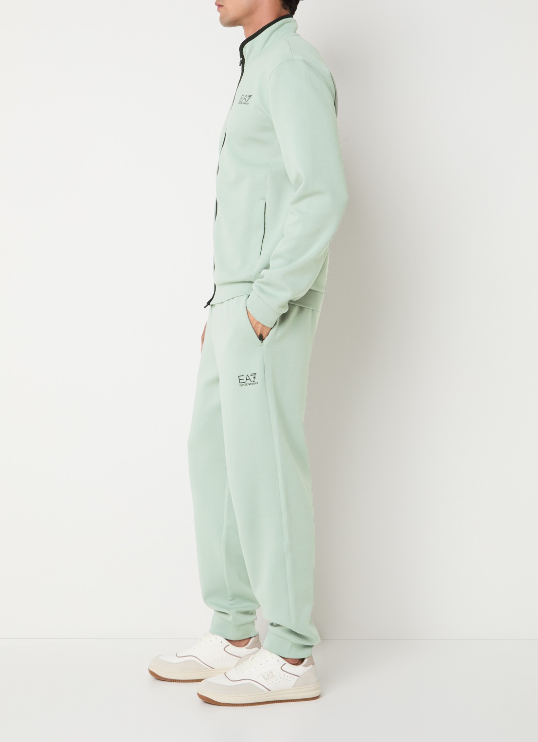 Armani Trainingspak met logoprint - voorkant 4 mint