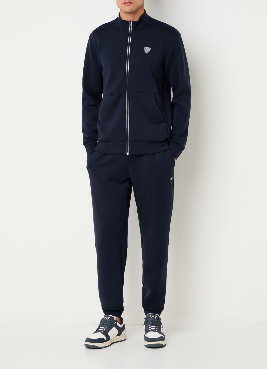 Armani Trainingspak met steekzakken en logo - detail 2 donkerblauw