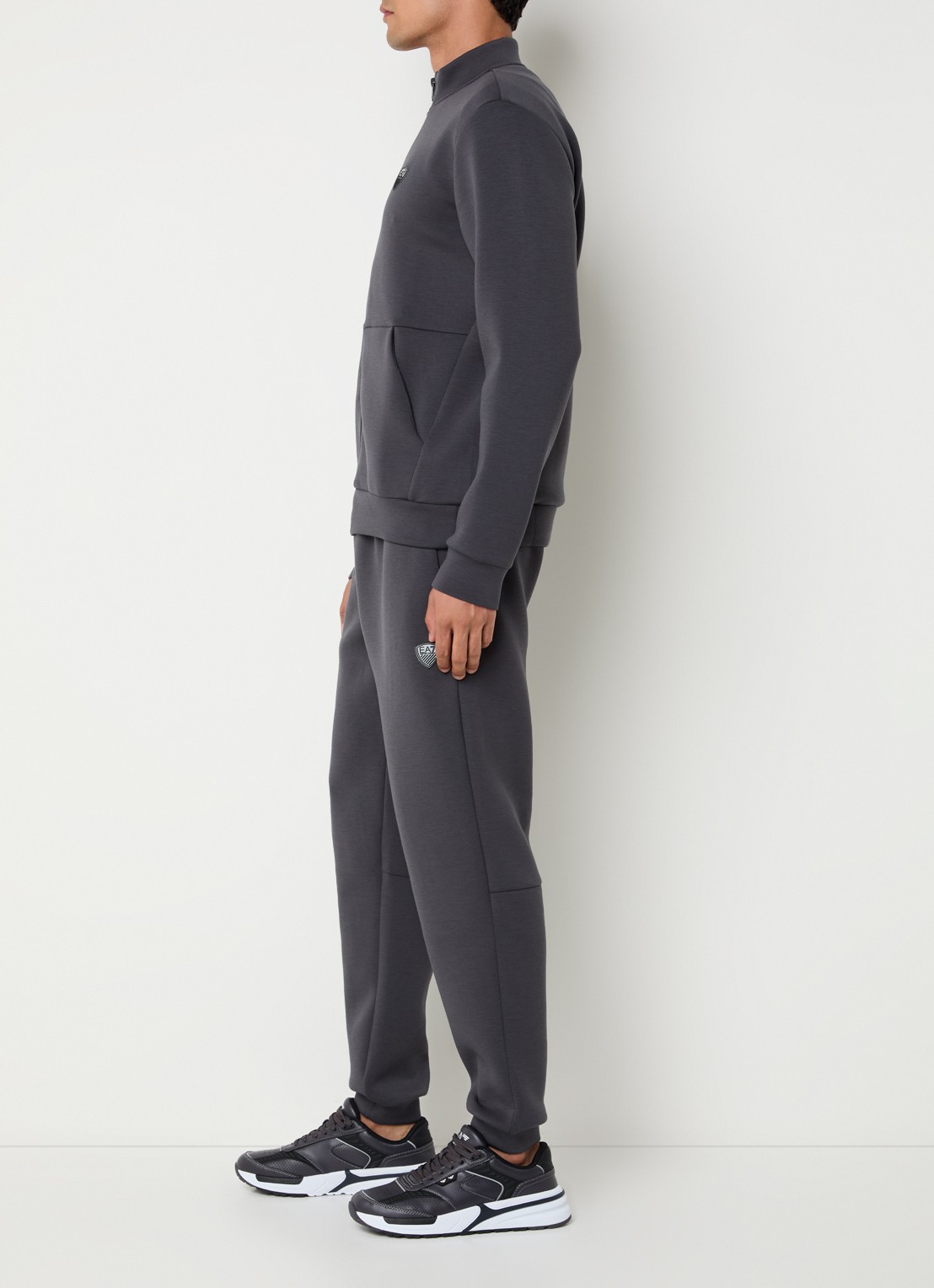Armani Trainingspak met steekzakken en logo - voorkant 3 antraciet