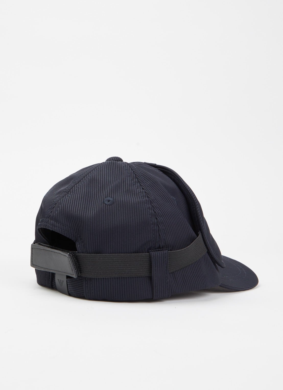 Armani Travel Essentials Baseball pet en slaapmasker - detail donkerblauw
